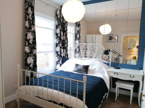 Stunning 3 Bedroom townhouse in the heart of city